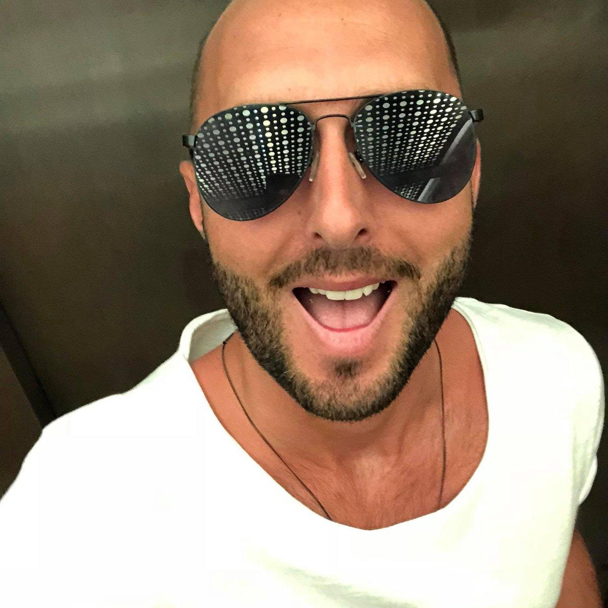 Maarten Fuchs smiling in sunglasses